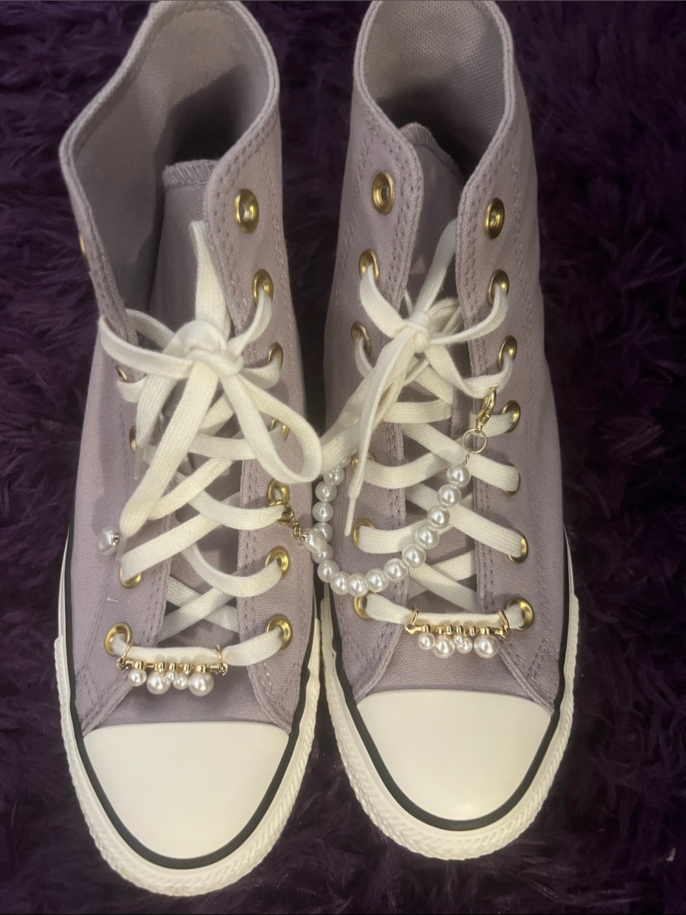 Lavender High-Top Converse Sneakers with Pearl Chain details